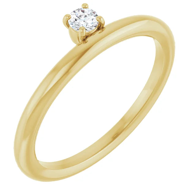 Bague solitaire délicate à 4 griffes en or blanc 14k avec diamant rond 0,10 ct