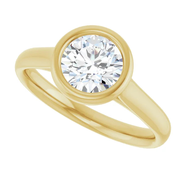 White Gold Diamond Solitaire Engagement Ring with 4 Prongs