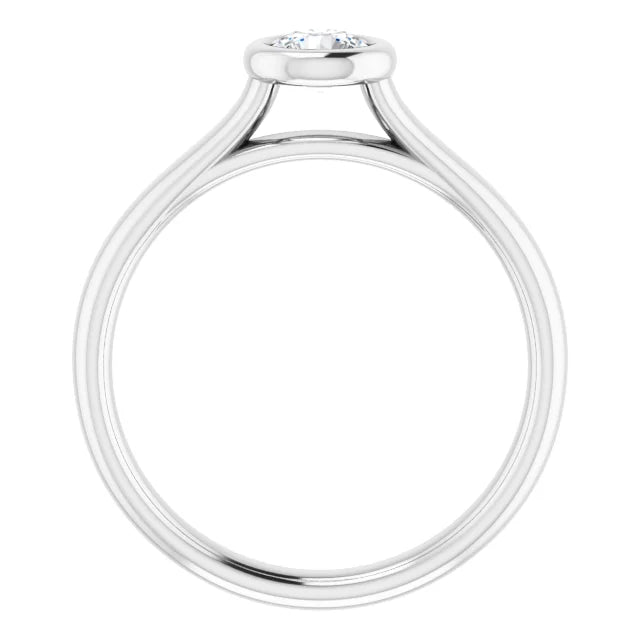 White Gold Diamond Solitaire Engagement Ring with 4 Prongs