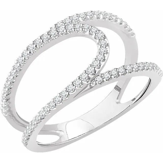 Jonc large au design croisé en or blanc 14k pavé de 67 diamants (0,35 ct)