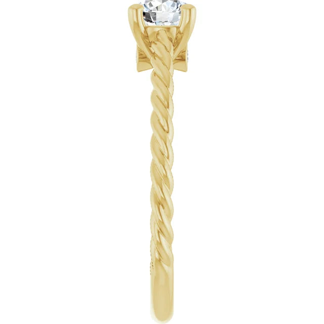 White Gold Diamond Solitaire Engagement Ring with 4 Prongs