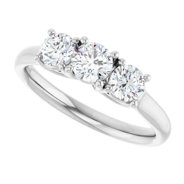 Bague de fiançailles Trinité (3 pierres) en or blanc 14k avec diamant central rond de 0,30 ct (GIA) et 2 diamants latéraux