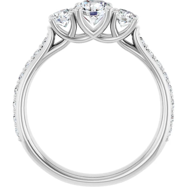 Bague de fiançailles Trinité (3 pierres) et pavé en or blanc 14k avec diamant central rond de 0,50 ct (GIA), 2 diamants latéraux et 16 diamants d'entourage