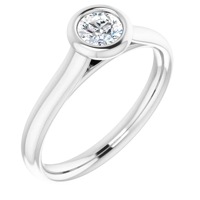 White Gold Diamond Solitaire Engagement Ring with 4 Prongs