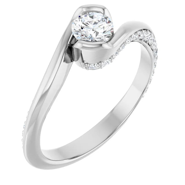 Bague de fiançailles solitaire et pavé asymétrique en or blanc 14k avec diamant central rond de 0,35 ct (GIA) et 34 diamants d'entourage