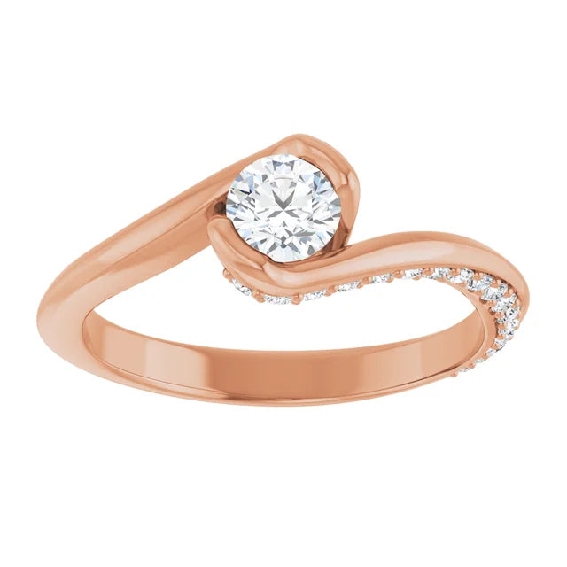 Bague de fiançailles solitaire et pavé asymétrique en or blanc 14k avec diamant central rond de 0,35 ct (GIA) et 34 diamants d'entourage